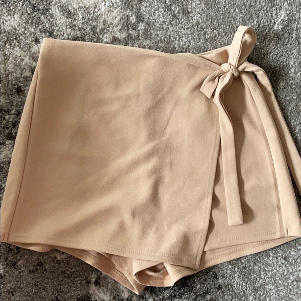 Beige Skort!